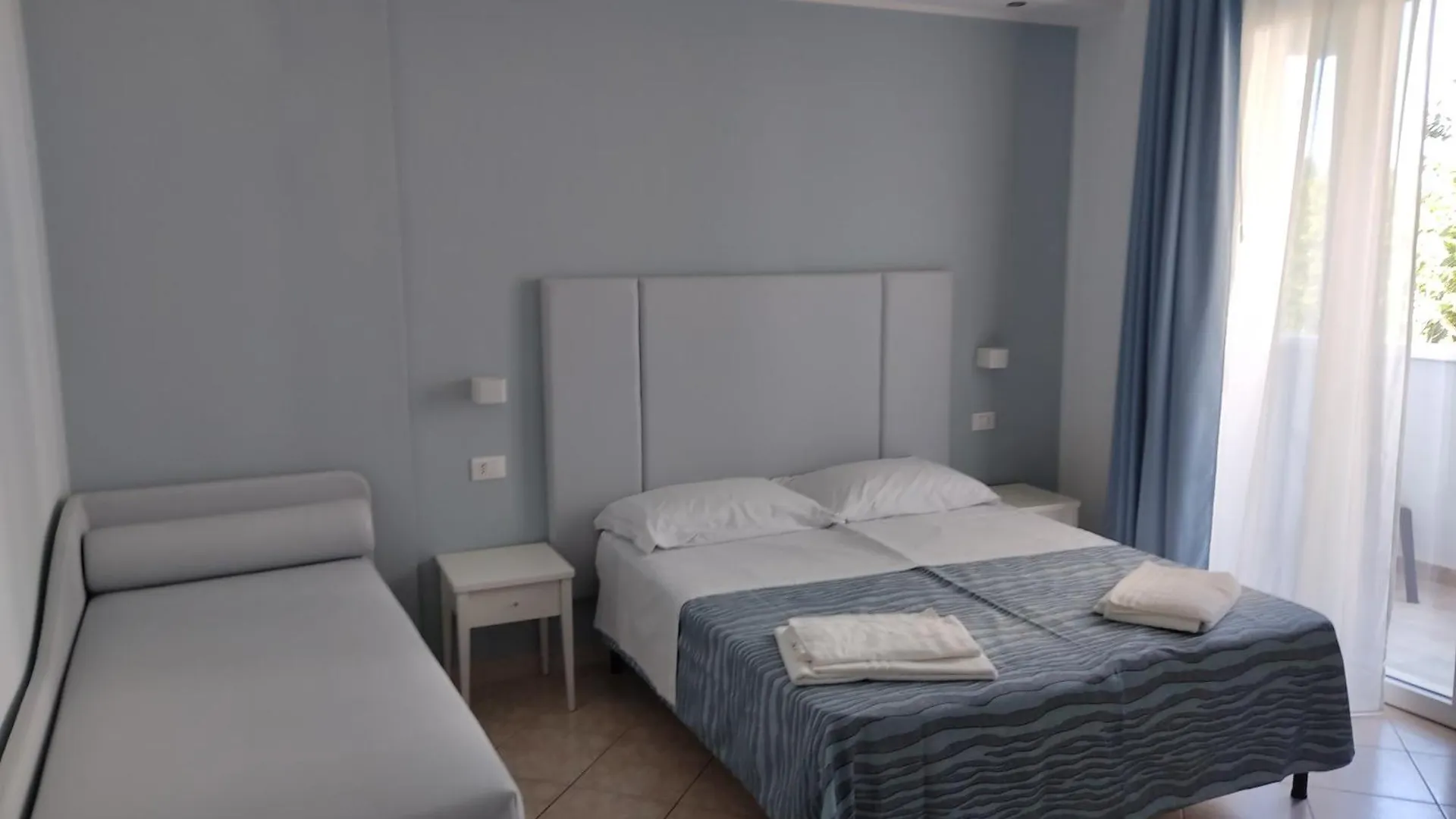 Hotel Caravel Rimini